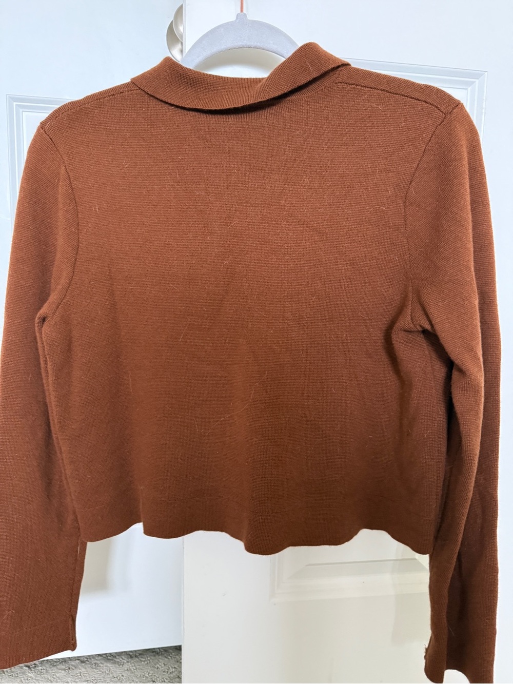 Sezane Chest-Pocket Button-Front Knit Jacket in Rust - Picture 5 of 8